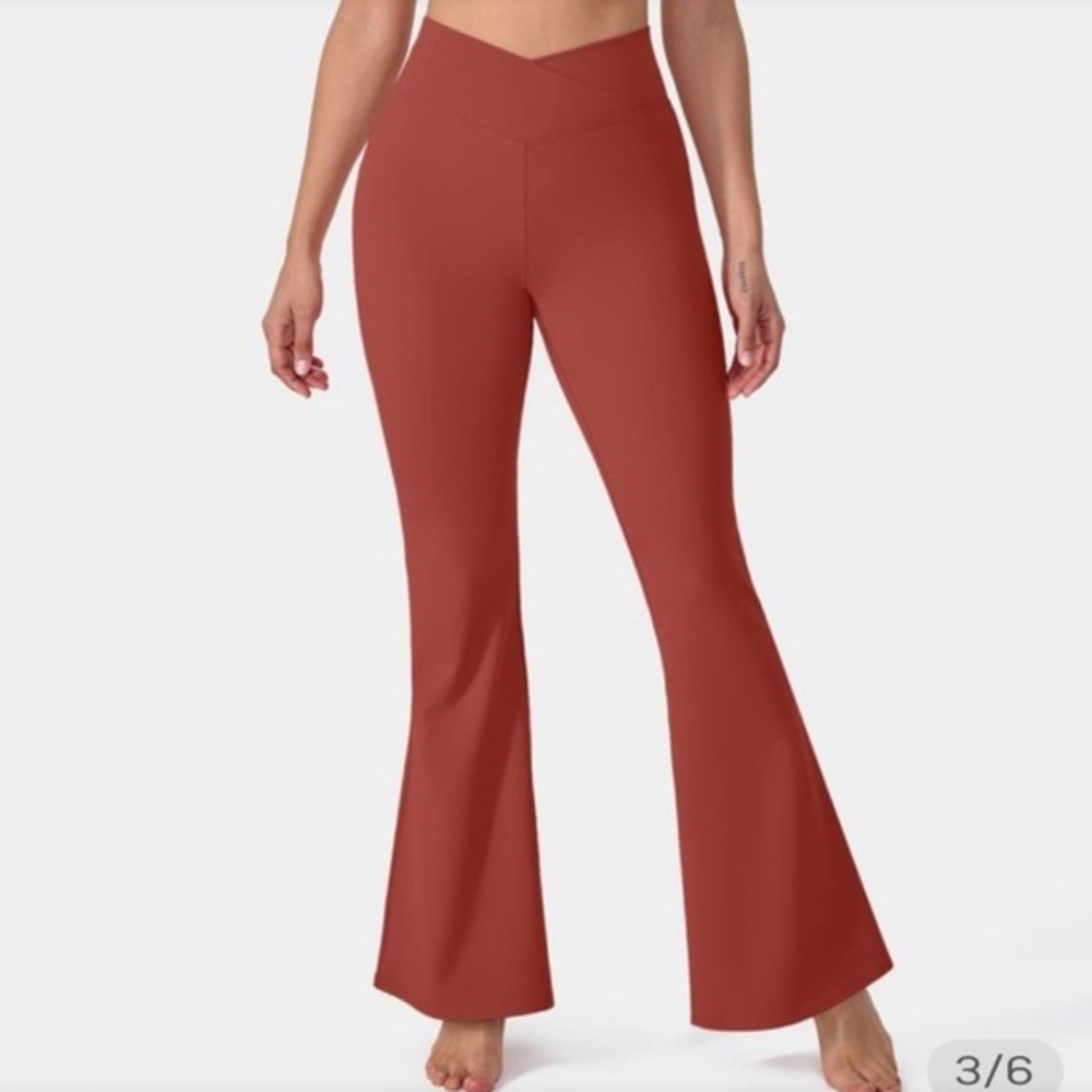 Aerie OFFLINE size M burgundy Crossover waistband Super Flare high rise legging